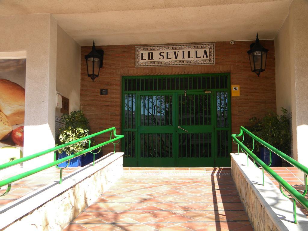 סאלו Sevilla Arysal מראה חיצוני תמונה
